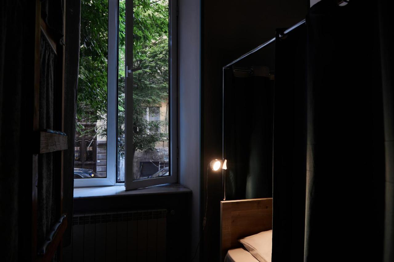 Moosica Hostel Tbilisi ภายนอก รูปภาพ